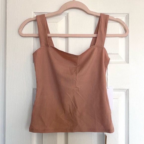 Reformation Tops - NWT Reformation Canyon Top